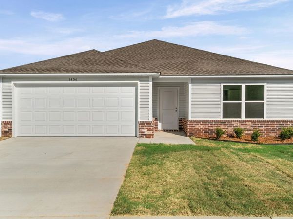 1406 Manor Oaks Boulevard, Searcy, AR 72143