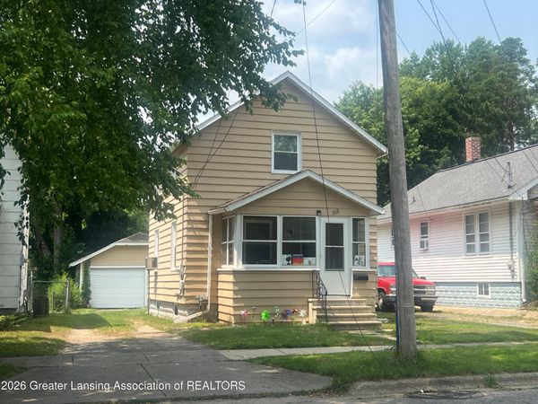 708 Orange, Jackson, MI 49202