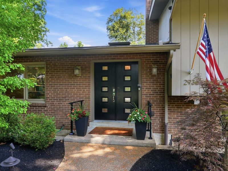 2936 Saddleback Drive, Anderson Twp, OH 45244 Photo 3