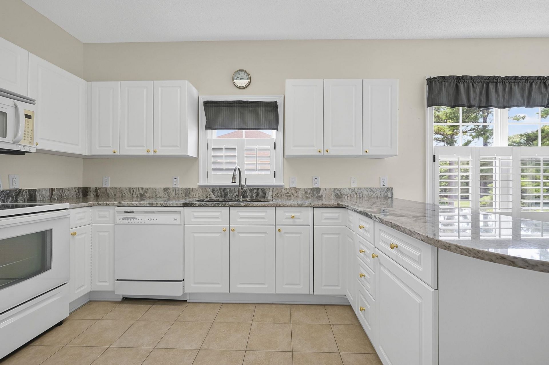 5650 Barefoot Resort Bridge Rd. Photo 17