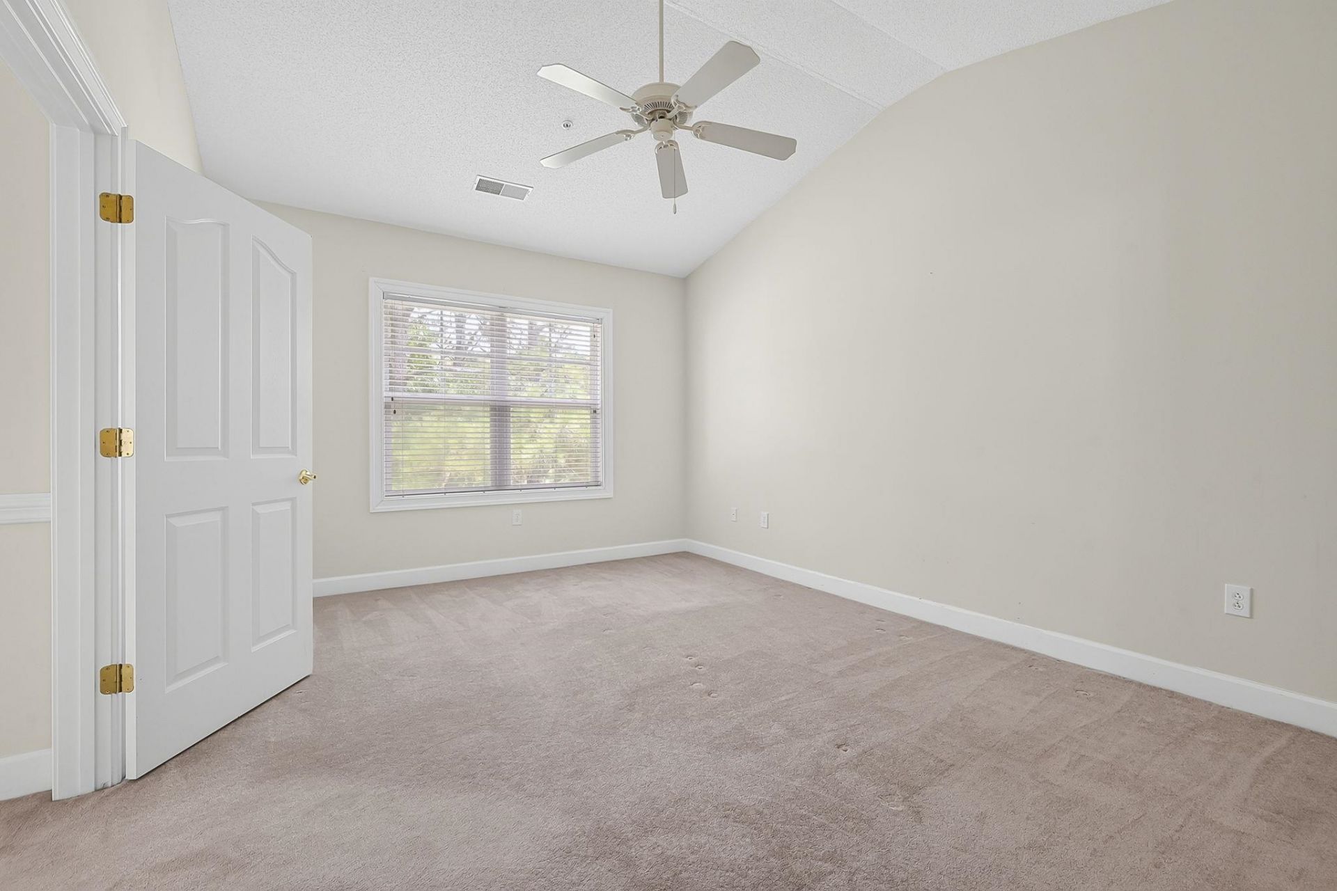 5650 Barefoot Resort Bridge Rd. Photo 19