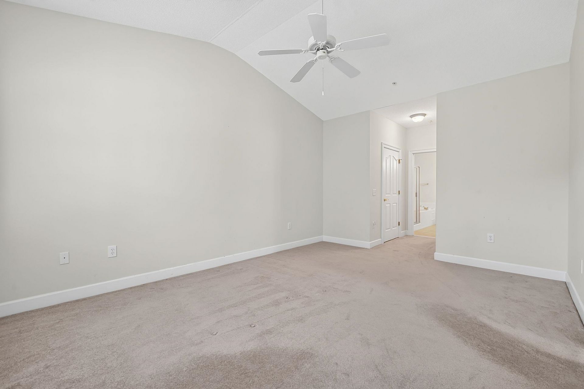 5650 Barefoot Resort Bridge Rd. Photo 20