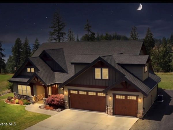 5264 E Shiras Rd, Coeur d'Alene, ID 83814