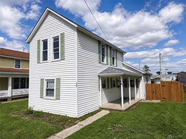 106 Snyder Street, Springfield, OH 45504