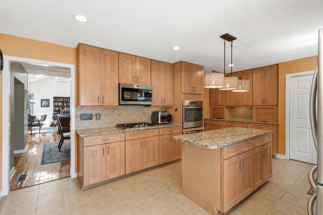 2633 Marsh Creek Drive Photo 11