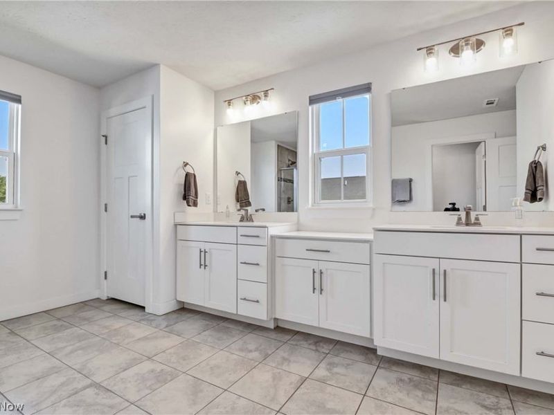 36270 Jannie Lane, North Ridgeville, OH 44039 Photo 24