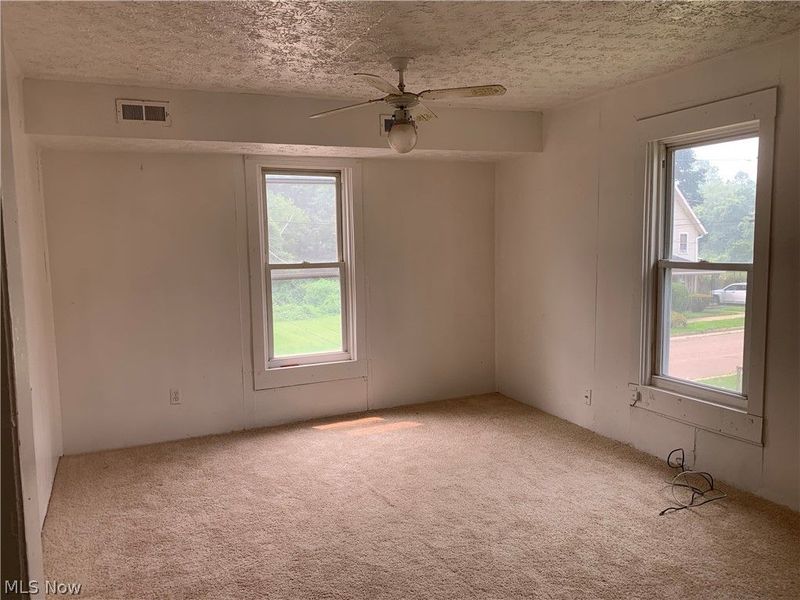 333 Lloyd Street, Akron, OH 44301 Photo 6