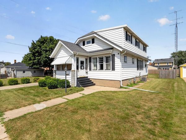 7517 27th AVENUE, Kenosha, WI 53143