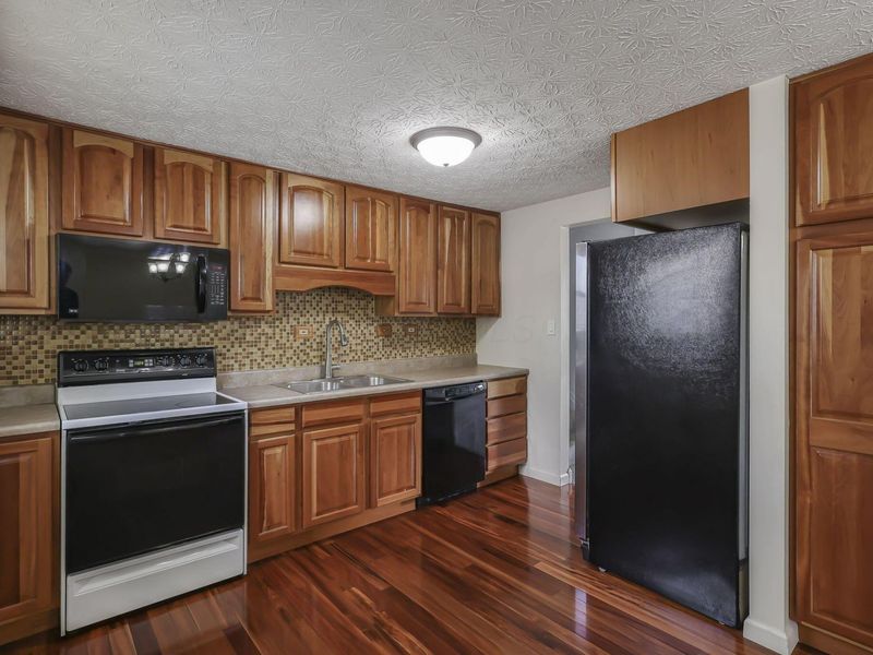 1690 Americana Court , Columbus, OH 43229 Photo 15