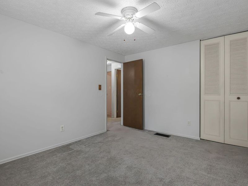 1690 Americana Court , Columbus, OH 43229 Photo 27