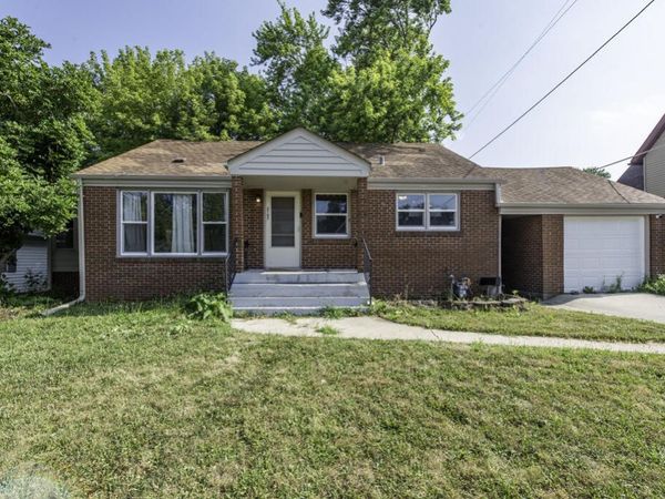 2107 Harriet St, Racine, WI 53404