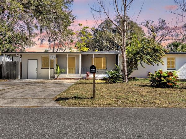 204 LOUIS STREET , LEESBURG, FL 34748