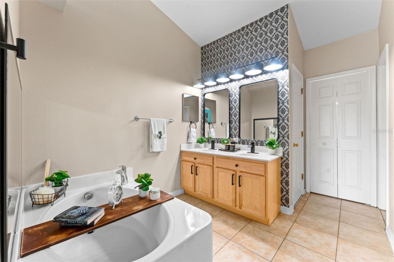 1778 Sunset Ridge Drive , Mascotte, FL 34753 Photo
