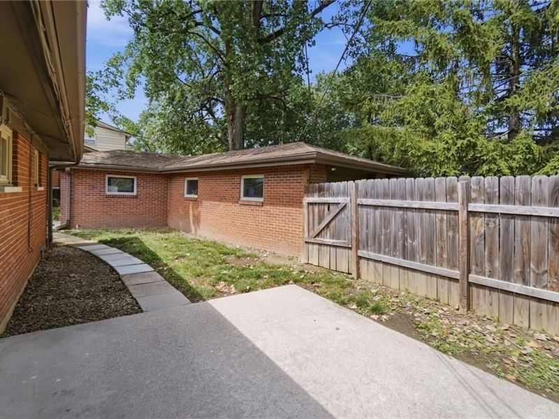 3205 Ackerman Boulevard, Kettering, OH 45429 Photo 28