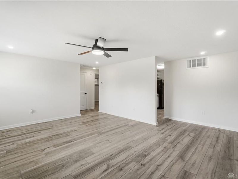 3205 Ackerman Boulevard, Kettering, OH 45429 Photo 7
