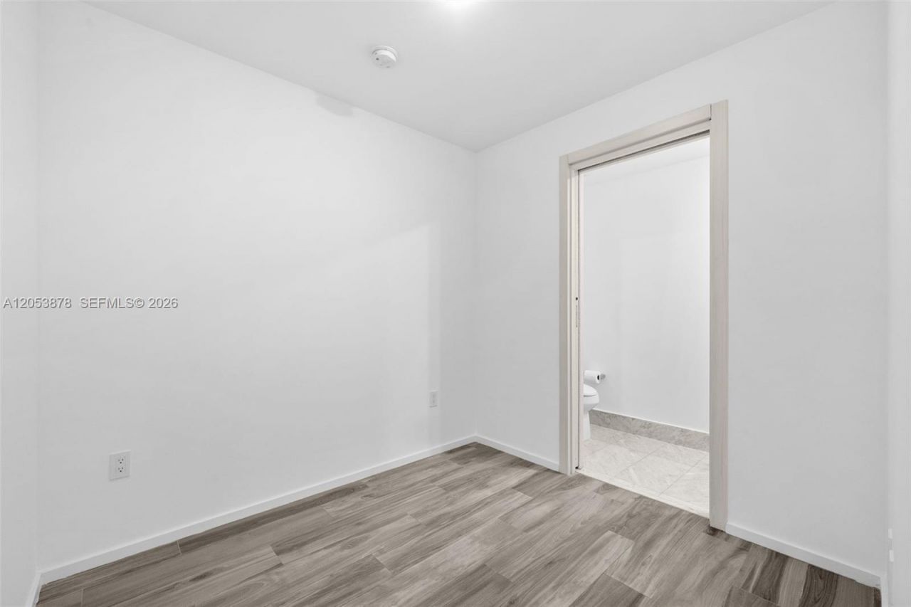 801 S Miami Ave , Unit 2002, Miami, FL 33130 Photo