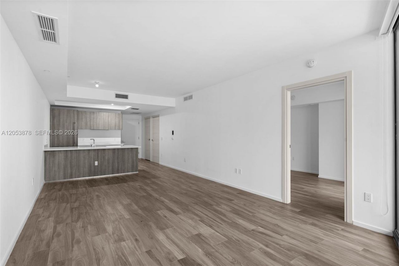 801 S Miami Ave , Unit 2002, Miami, FL 33130 Photo