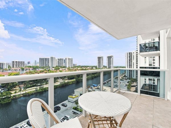 3625 N Country Club Dr , Unit 1210, Aventura, FL 33180