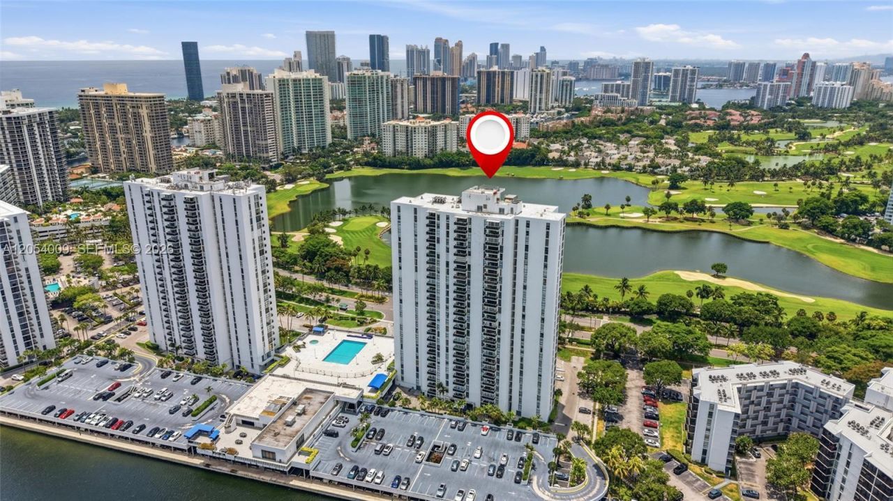 3625 N Country Club Dr , Unit 1210, Aventura, FL 33180 Photo
