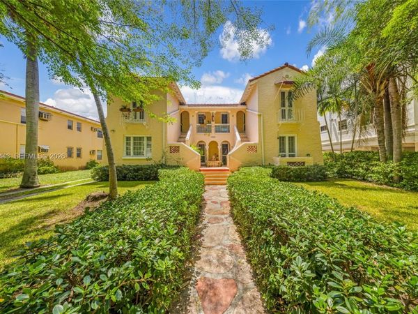 902 Salzedo St, Unit 5, Coral Gables, FL 33134