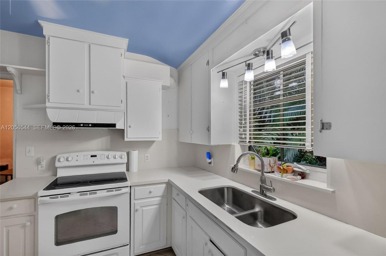 9805 NE 4th Ave Rd , Miami Shores, FL 33138 Photo