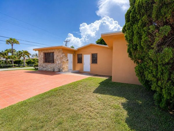 10200 SW 171st St , Unit B, Miami, FL 33157