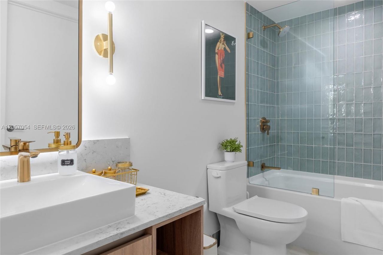 159 NE 6th St , Unit 2704, Miami, FL 33132 Photo