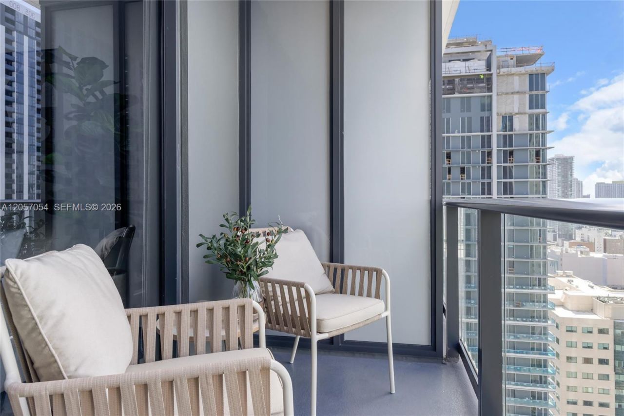 159 NE 6th St , Unit 2704, Miami, FL 33132 Photo