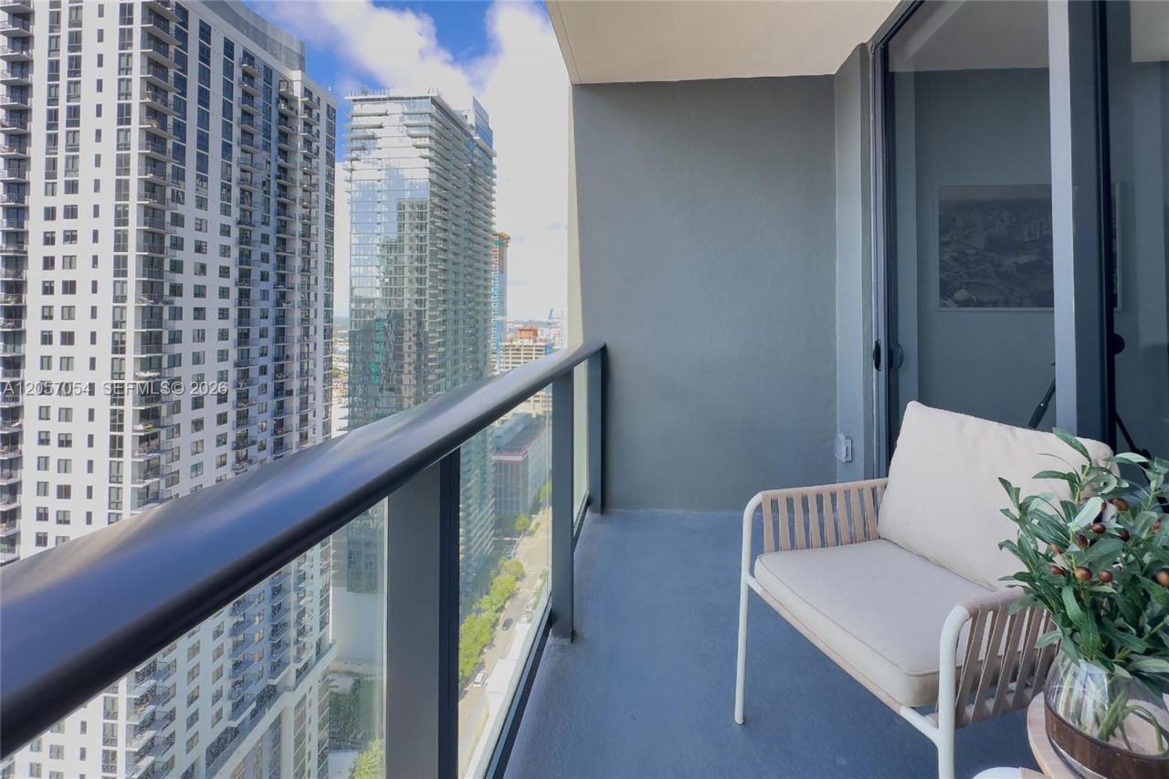 159 NE 6th St , Unit 2704, Miami, FL 33132 Photo