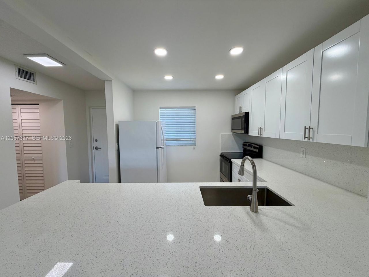 7730 Camino Real, Unit F 406, Miami, FL 33143 Photo