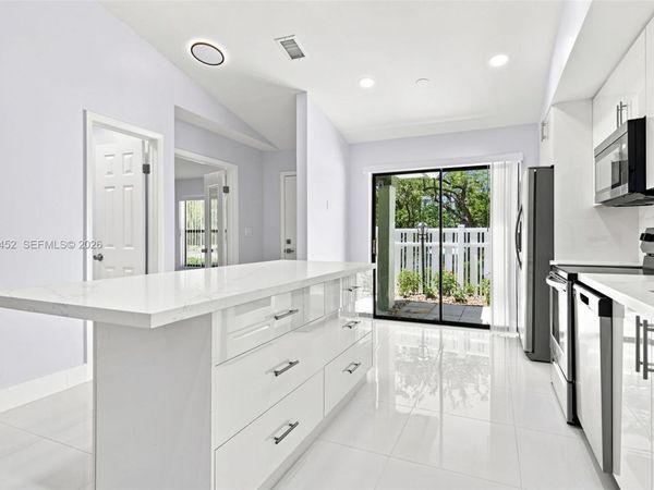 3895 N Carambola Cir N , Unit 29128, Coconut Creek, FL 33066