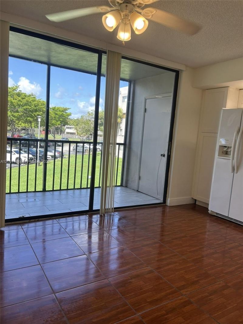 8520 SW 133rd Ave Rd , Unit 213, Miami, FL 33183 Photo