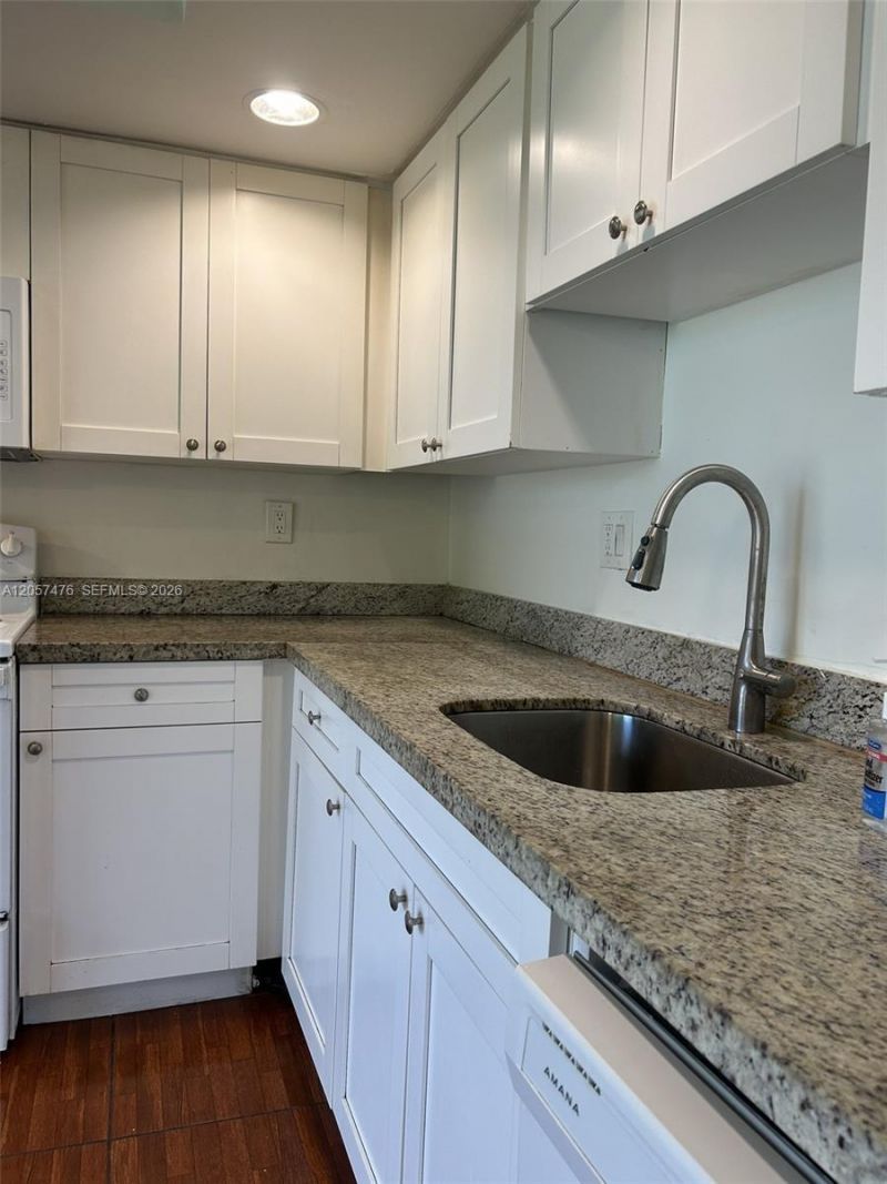 8520 SW 133rd Ave Rd , Unit 213, Miami, FL 33183 Photo