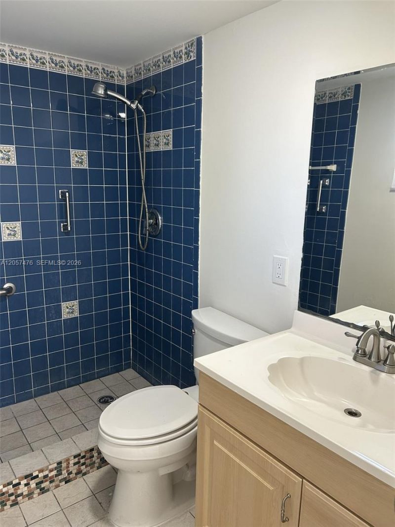 8520 SW 133rd Ave Rd , Unit 213, Miami, FL 33183 Photo