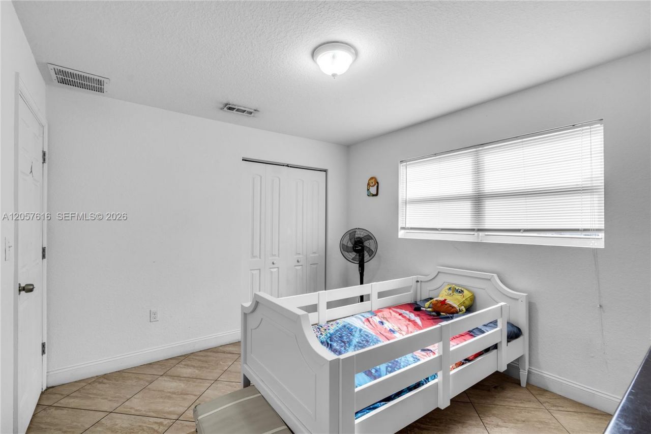 1420 NW 195th St, Miami Gardens, FL 33169 Photo