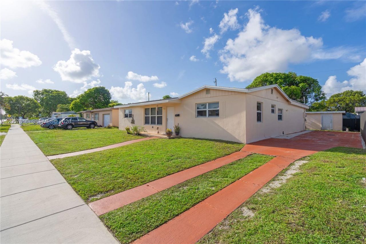 1420 NW 195th St, Miami Gardens, FL 33169 Photo