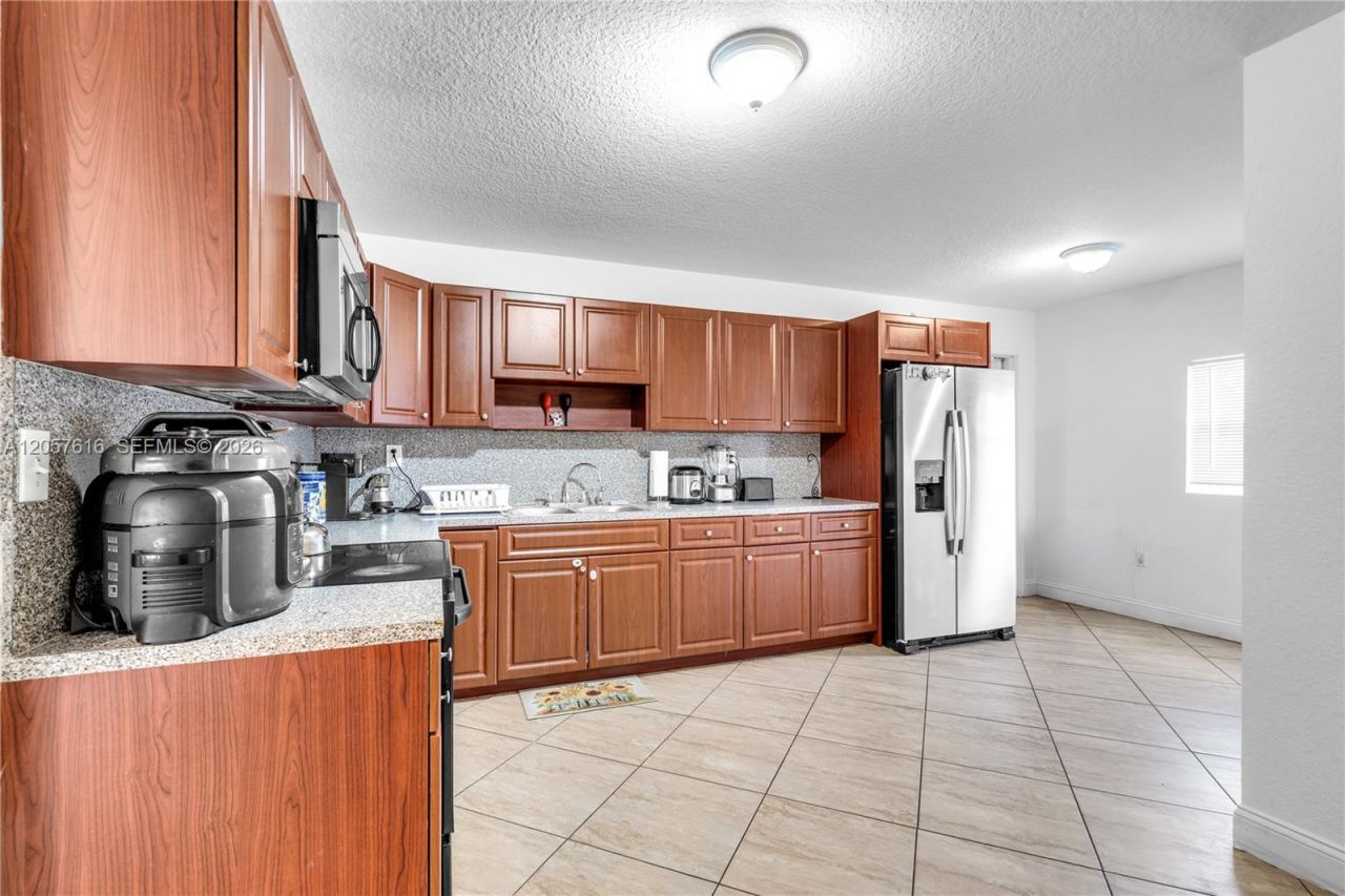 1420 NW 195th St, Miami Gardens, FL 33169 Photo