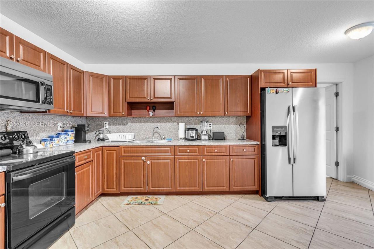 1420 NW 195th St, Miami Gardens, FL 33169 Photo