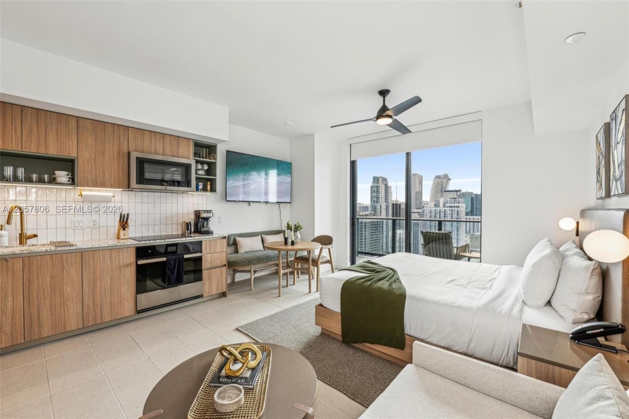 159 NE 6th St , Unit 3312, Miami, FL 33132 Photo