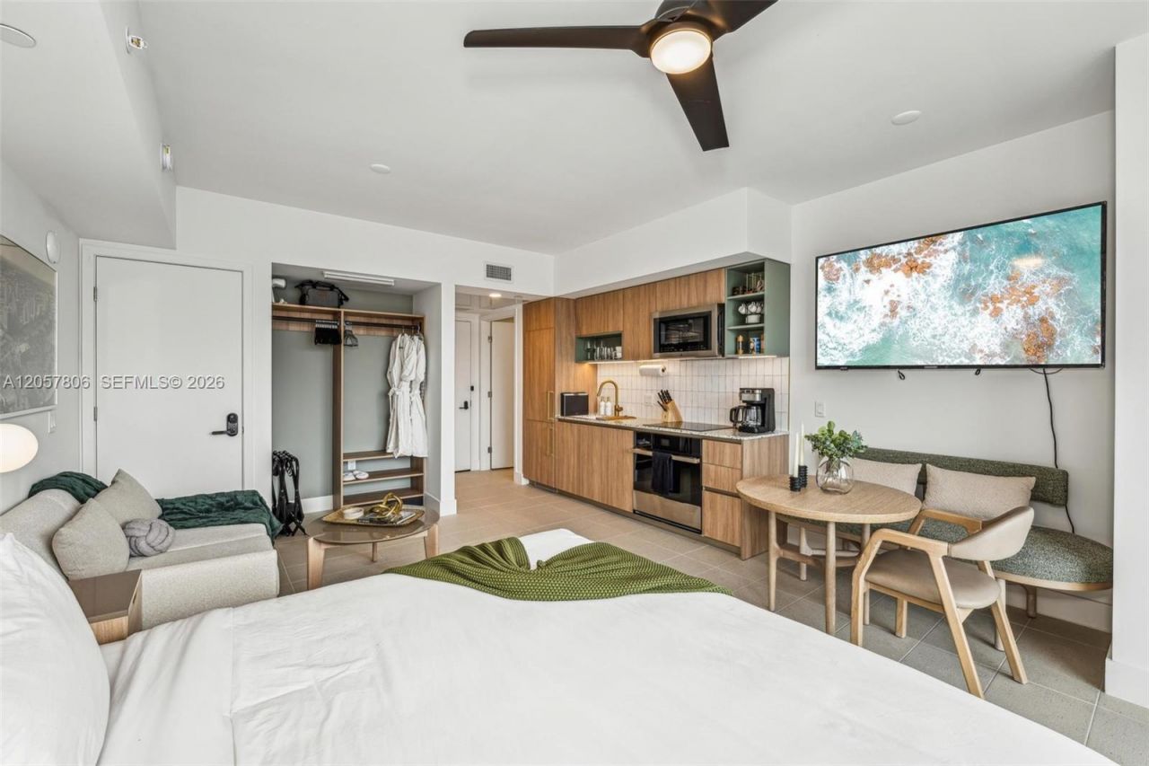 159 NE 6th St , Unit 3312, Miami, FL 33132 Photo