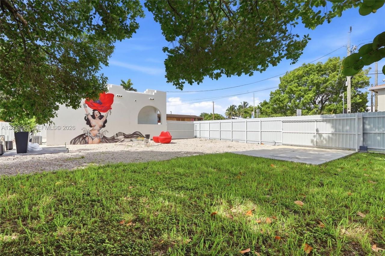 1909 NW 62nd St, Miami, FL 33147 Photo