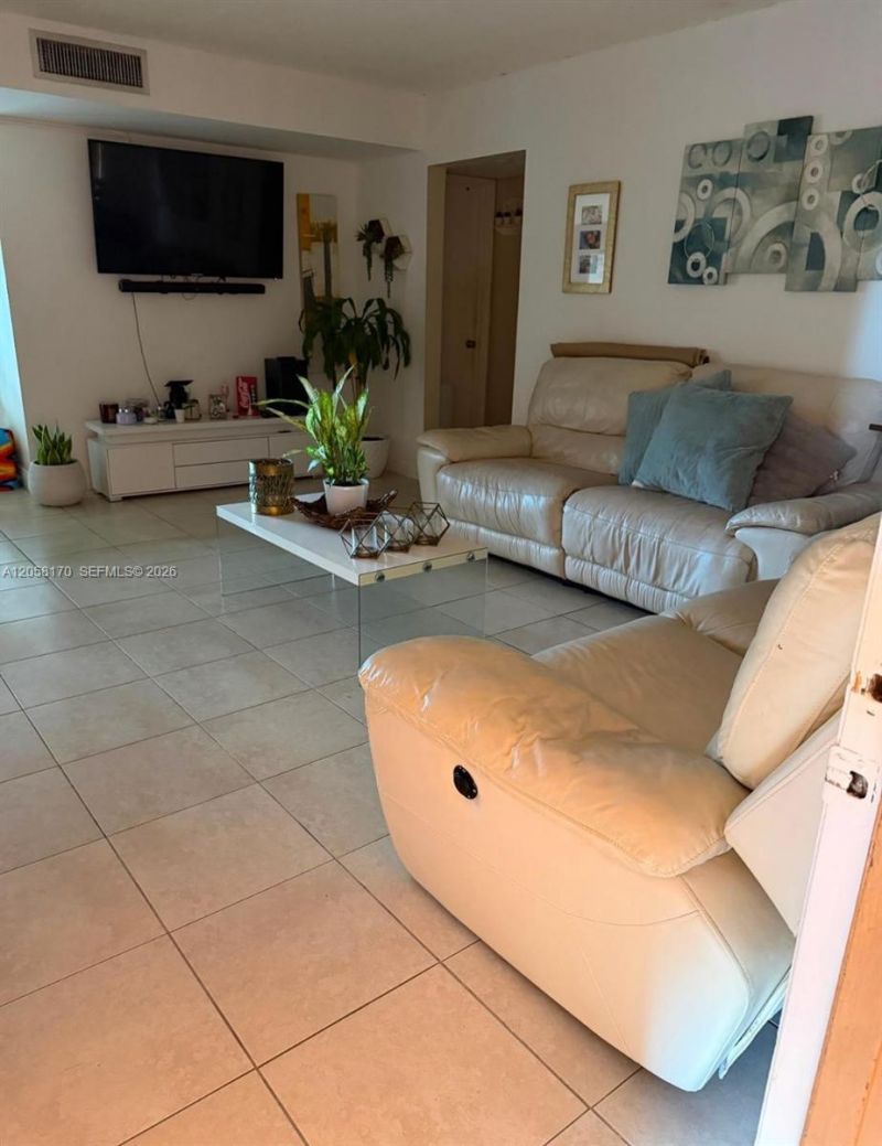 8600 SW 133rd Ave Rd, Unit 314, Miami, FL 33183 Photo