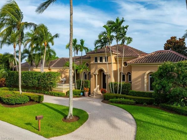 550 21ST AVE S, NAPLES, FL 34102