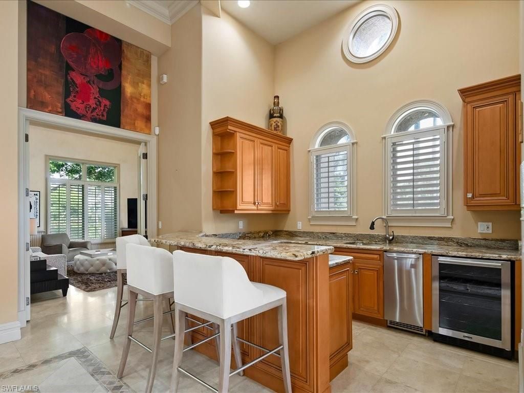 550 21st Ave S, Naples, FL 34102 Photo