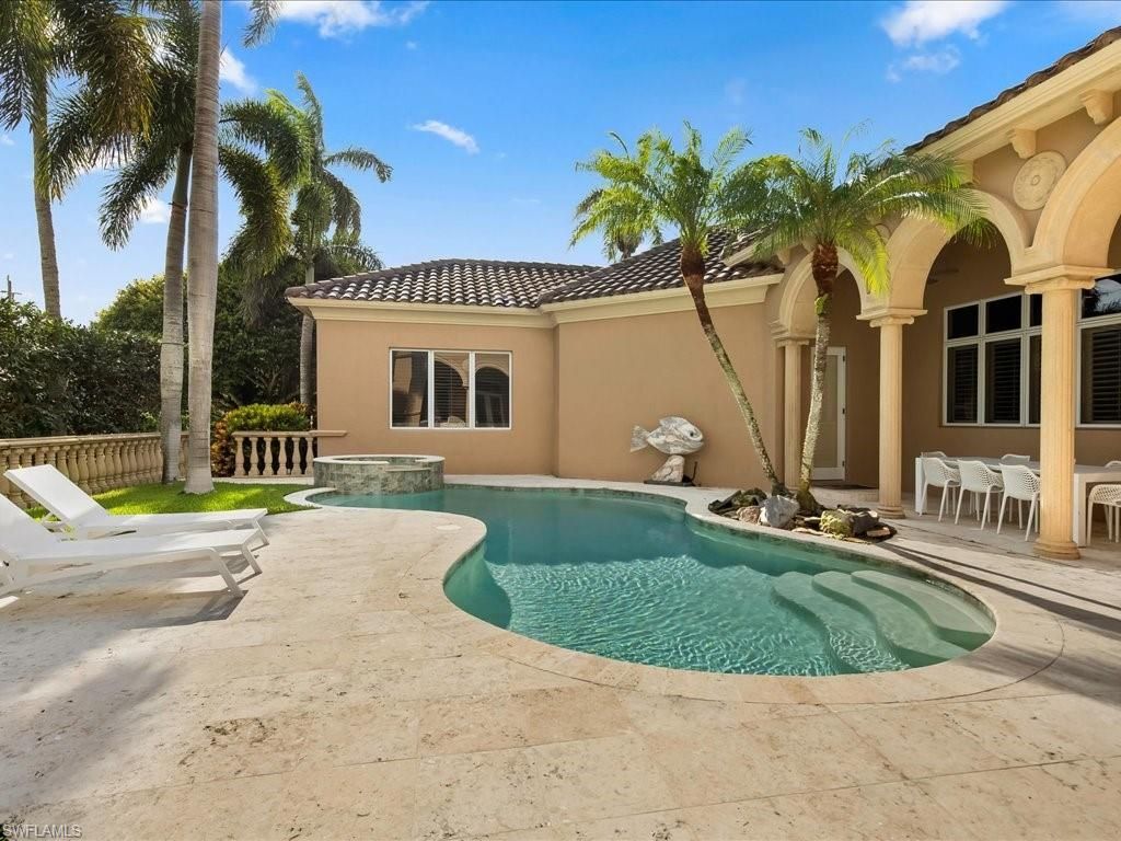 550 21st Ave S, Naples, FL 34102 Photo
