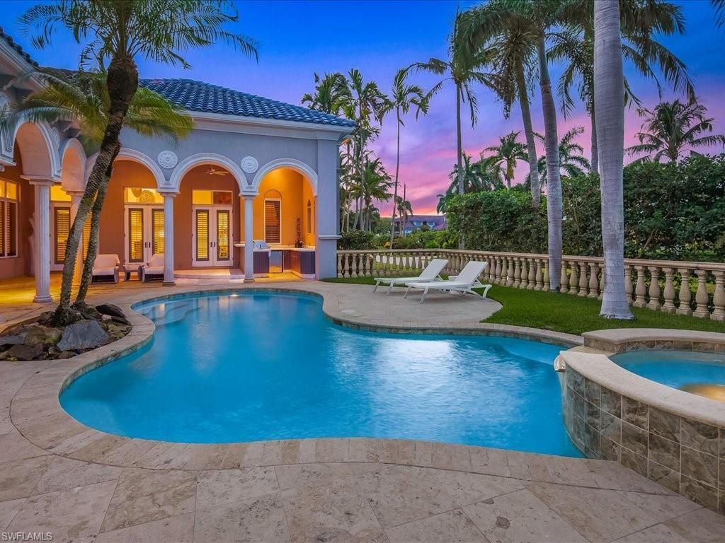 550 21st Ave S, Naples, FL 34102 Photo