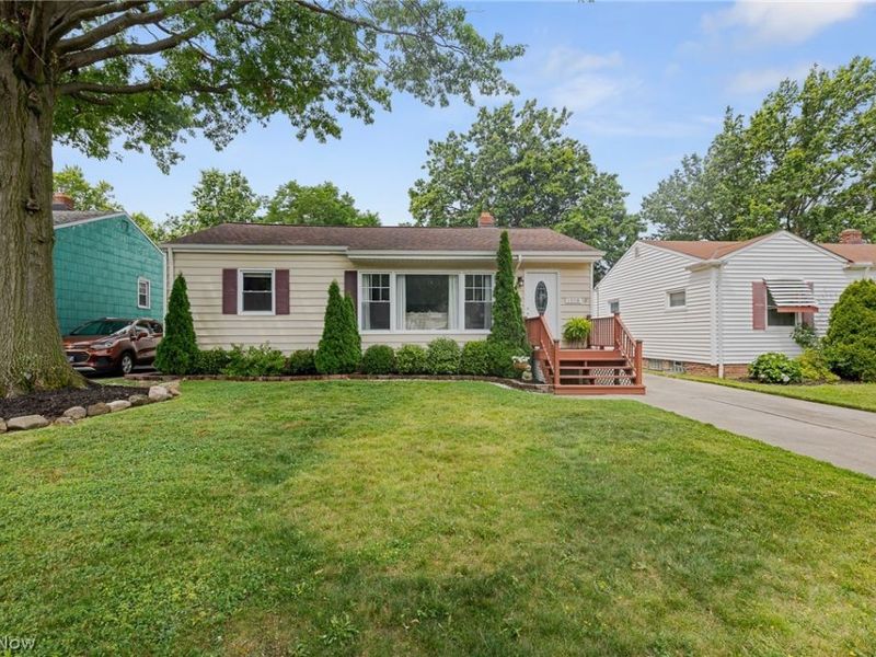 1558 Empire Road, Wickliffe, OH 44092 Photo 1