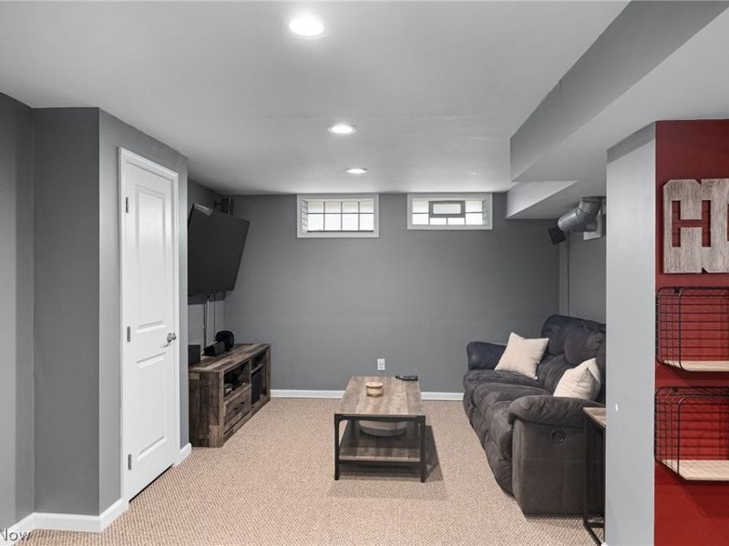 1558 Empire Road, Wickliffe, OH 44092 Photo 18