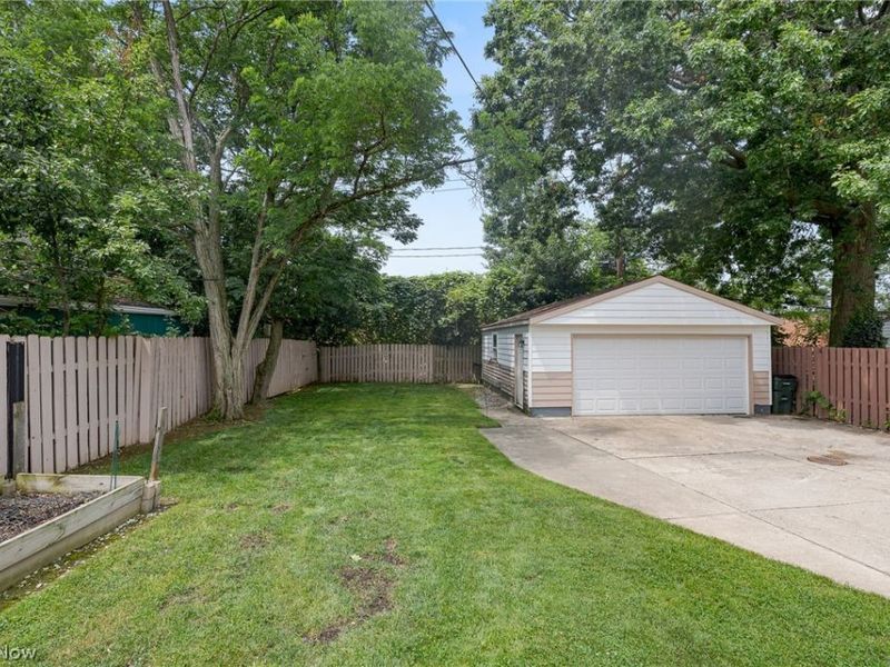 1558 Empire Road, Wickliffe, OH 44092 Photo 27