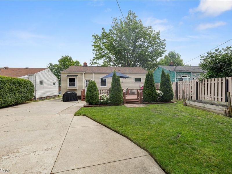 1558 Empire Road, Wickliffe, OH 44092 Photo 29